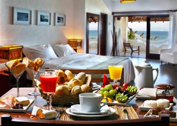 Hobart Accommodation & Tours