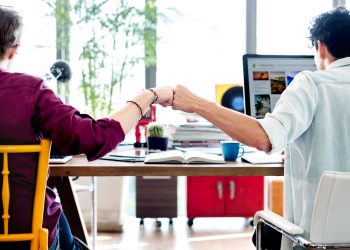 Distance-Defying Deals: Navigating from Sales to Negotiations with Your Remote Team