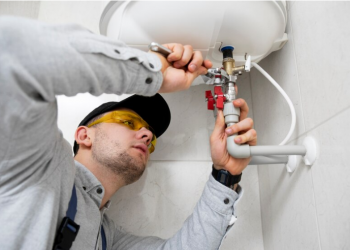 Emergency Plumbers: How to Find Them Quickly and Efficiently