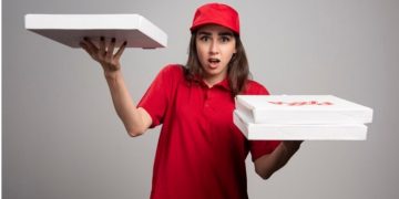 Branding your pizzeria with Customized Pizza Boxes!